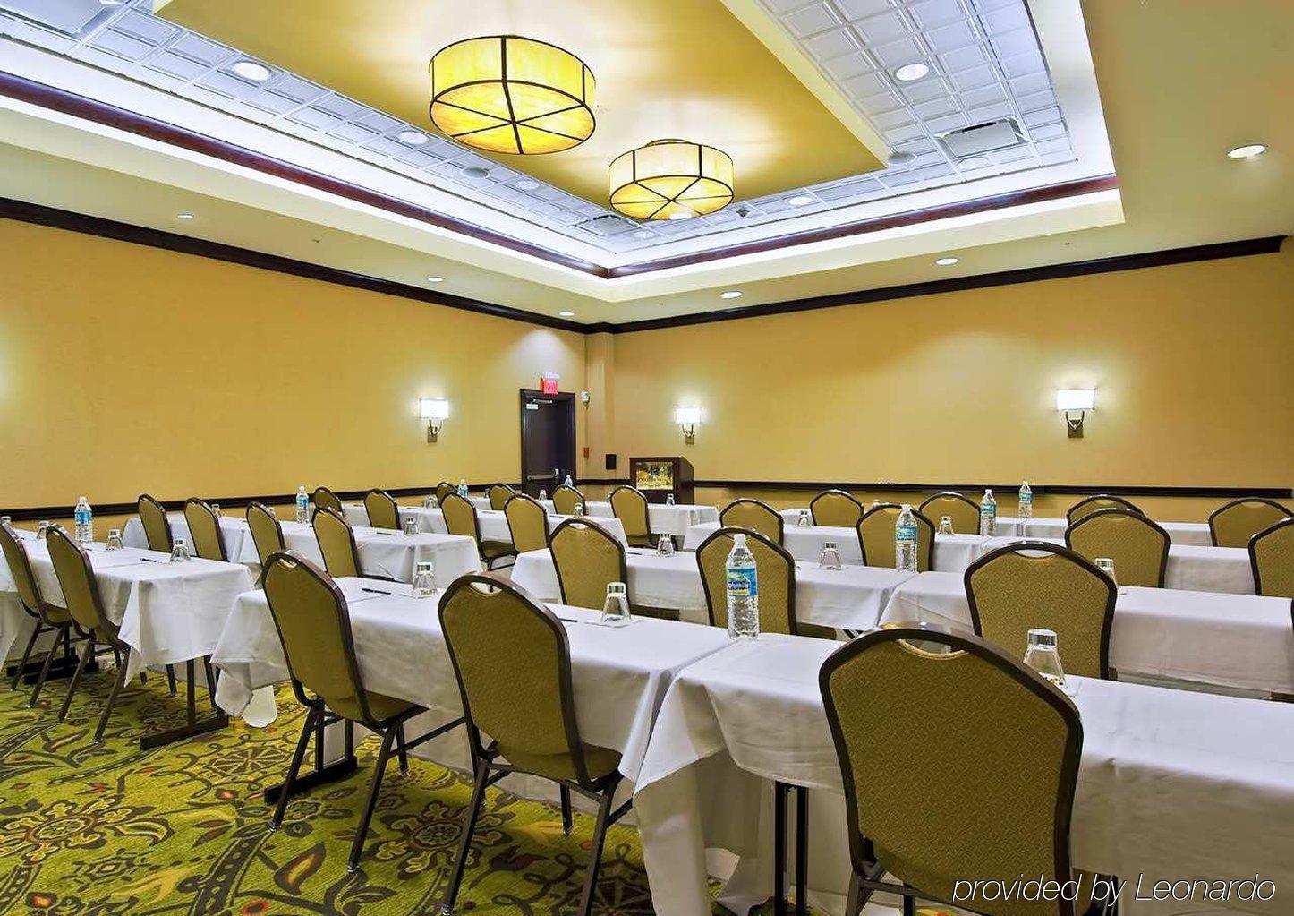 Embassy Suites Tampa - Brandon Heartland Facilidades foto